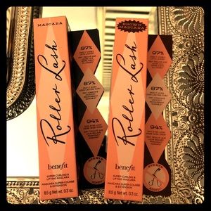 Benefit Cosmetics Roller Lash Mascara in BLACK
